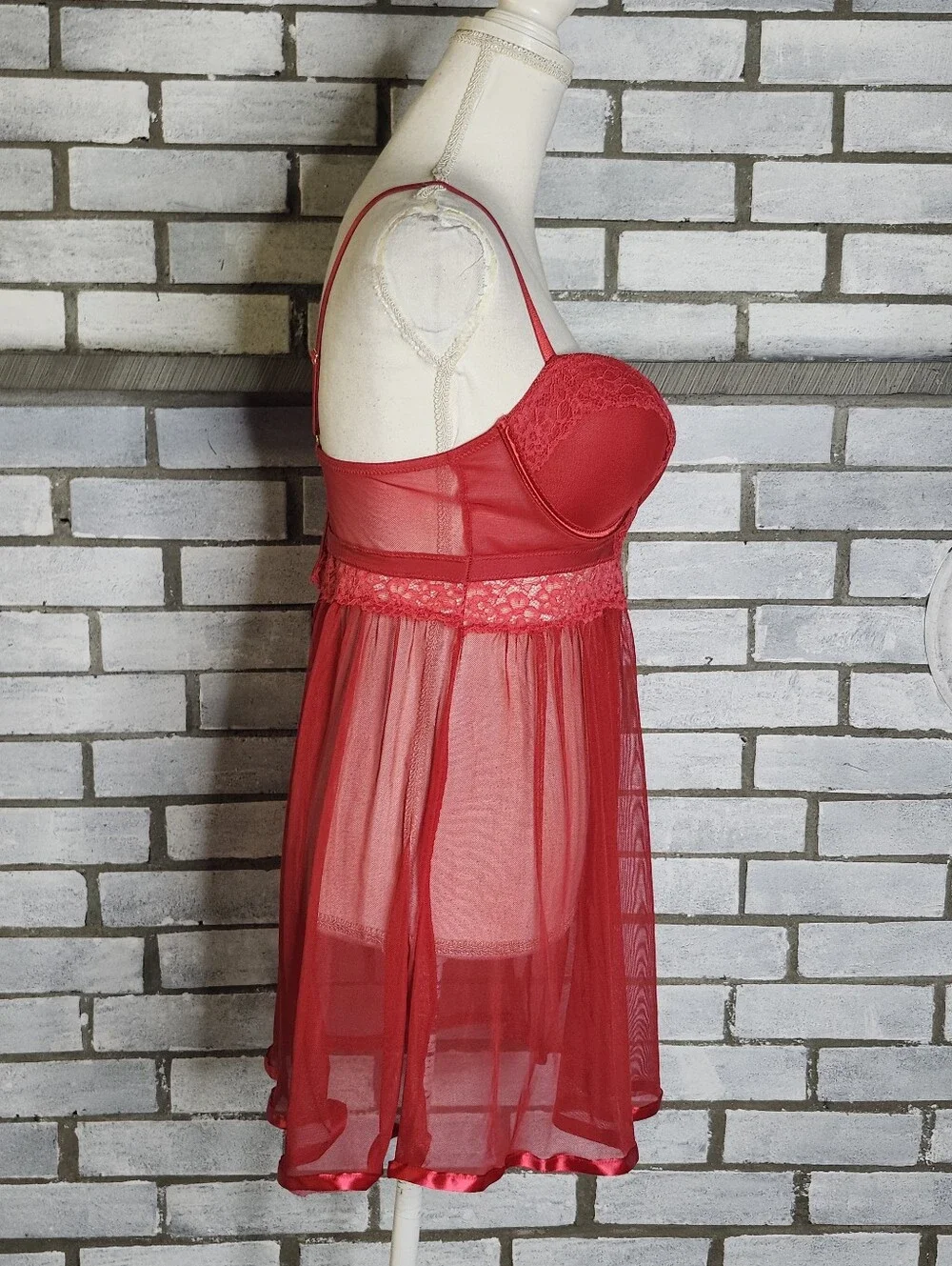 • Daisy Fuentes Women's Sheer Sexy Lace Mesh Chemise Teddy Size XL Red Flaws*